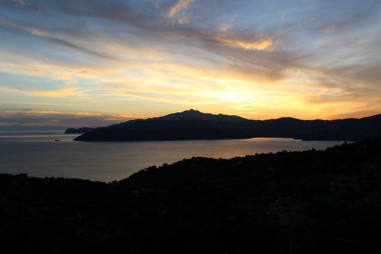 Struttura Turistica Villa Calamita Capoliveri  Exteriör bild